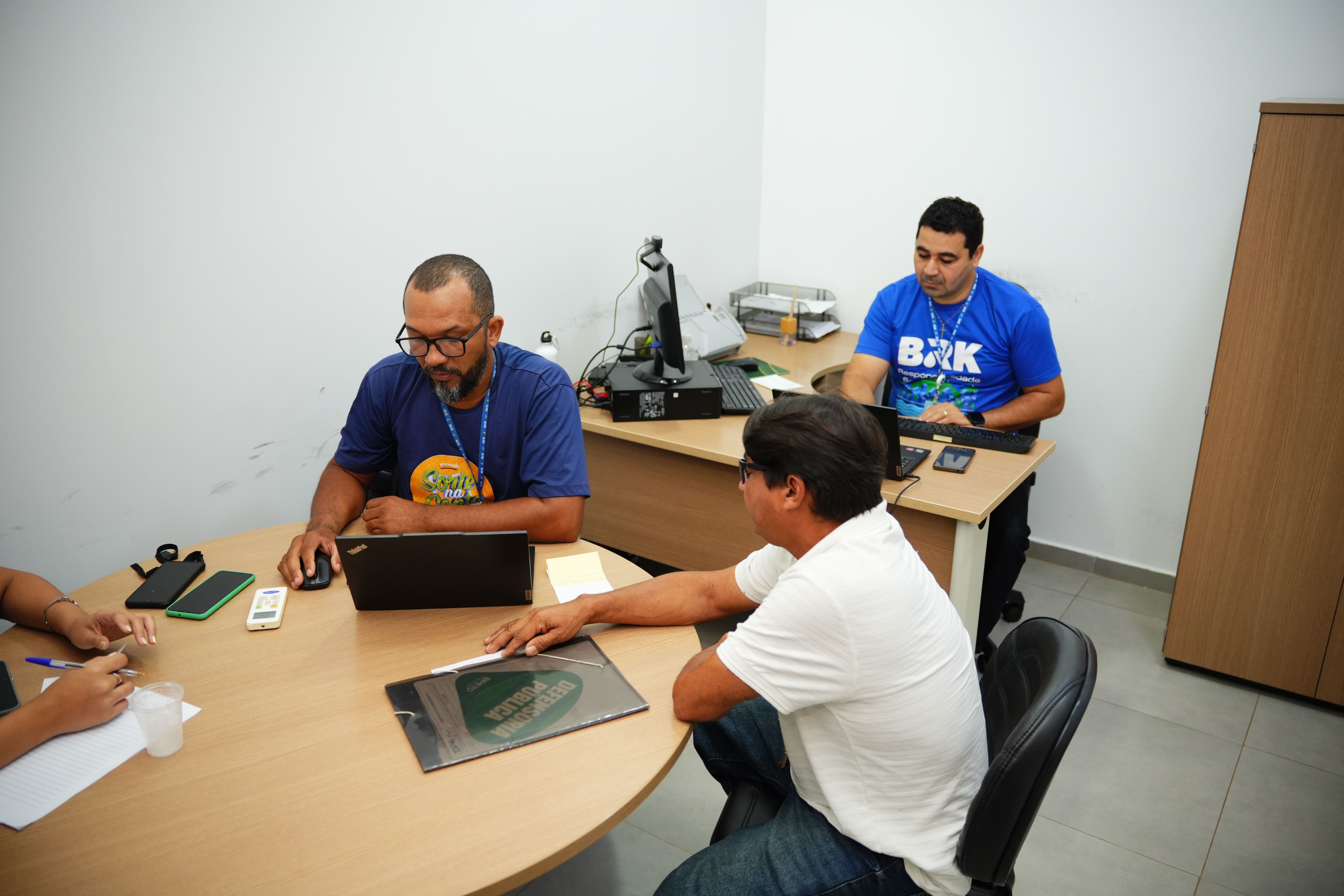 Atendimento da BRK, parceiro da ação
