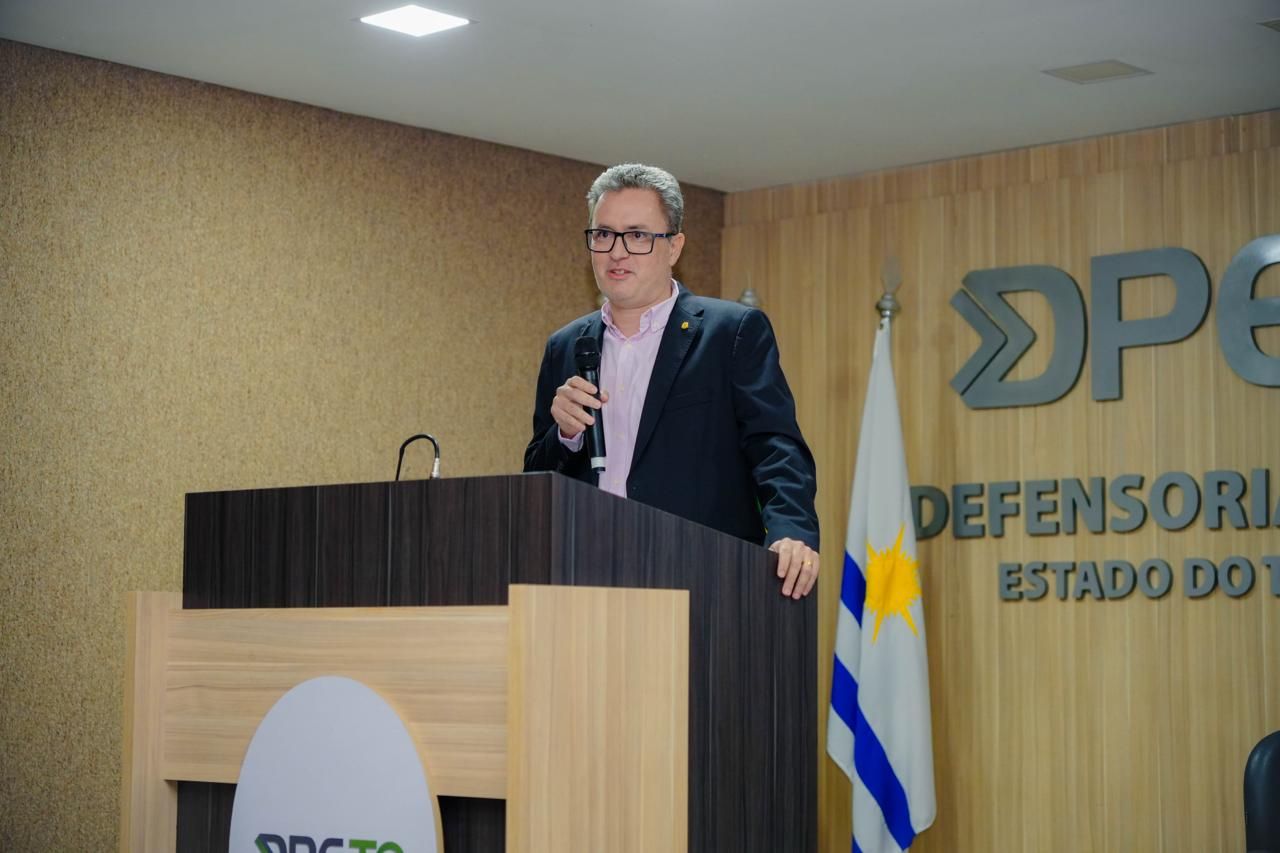 "A Lei Maria da Penha é um marco, mas o evento nos provoca a olhar para frente", destacou diretor-geral da Esdep, defensor público Murilo da Costa Machado