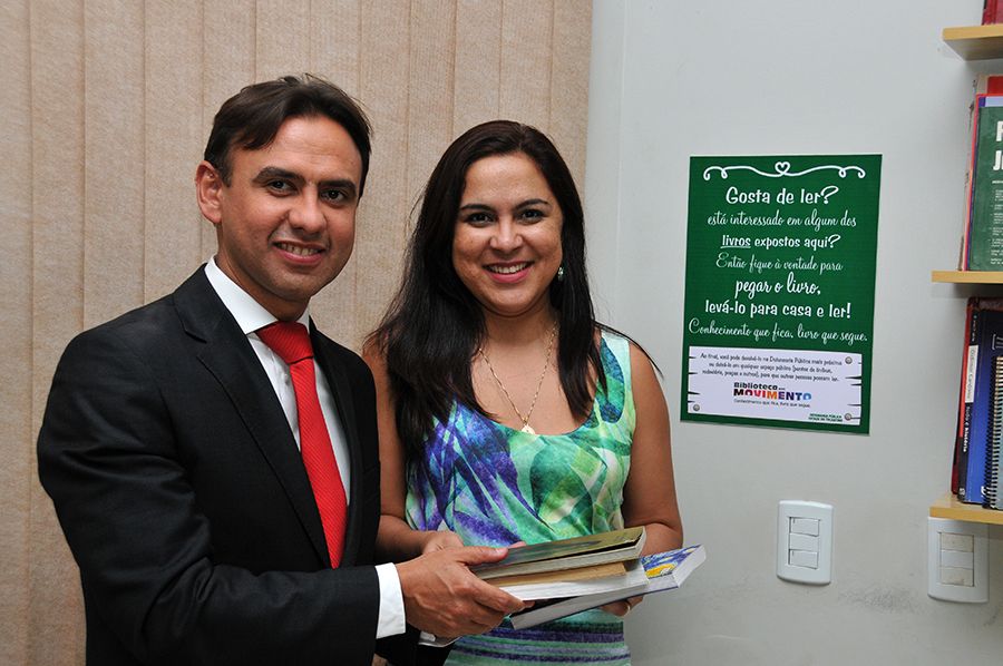 Defensor público geral, Marlon Amorim e  a diretora do Núcleo Regional, defensora pública Kênia Martins