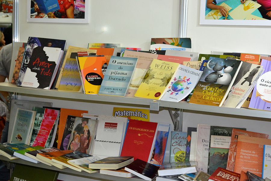 Estande da Biblioteca em Movimento