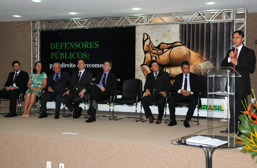 Pronunciamento do defensor geral, Marlon Amorim