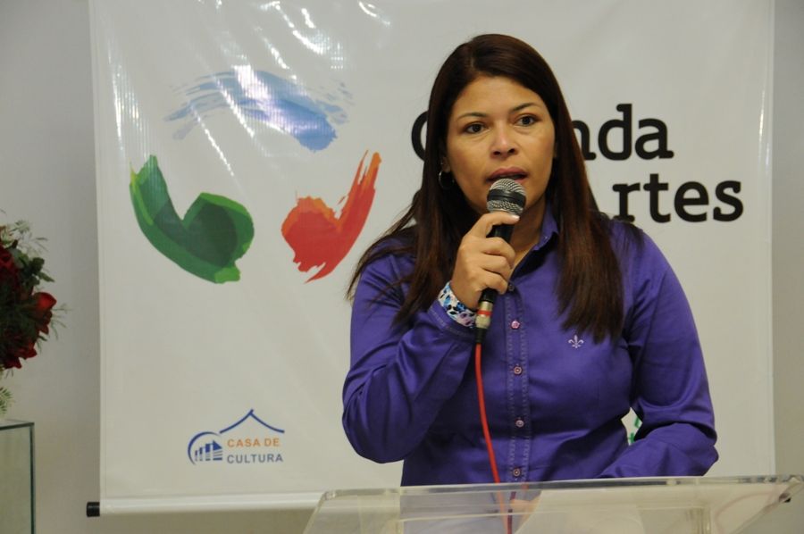 diretora Regional de Gestão e Formação da Secretaria Estadual de Educação, Adriana da Costa Pereira Aguiar