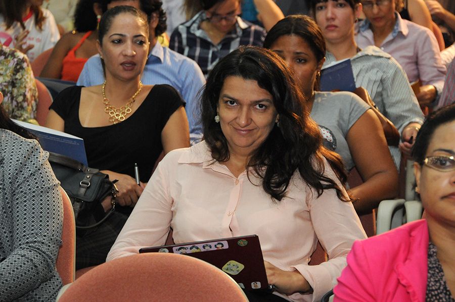 Defensora pública Maurina Jácome Santana participa do Fórum  Estadual do Judiciário para Saúde