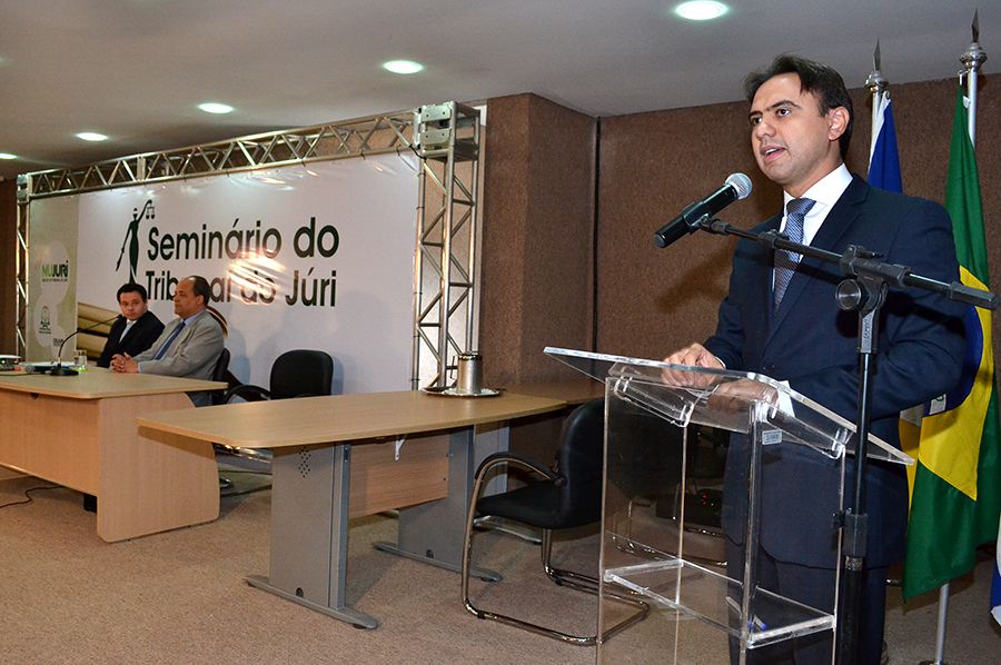Defensor público geral, Marlon Amorim em pronunciamento
