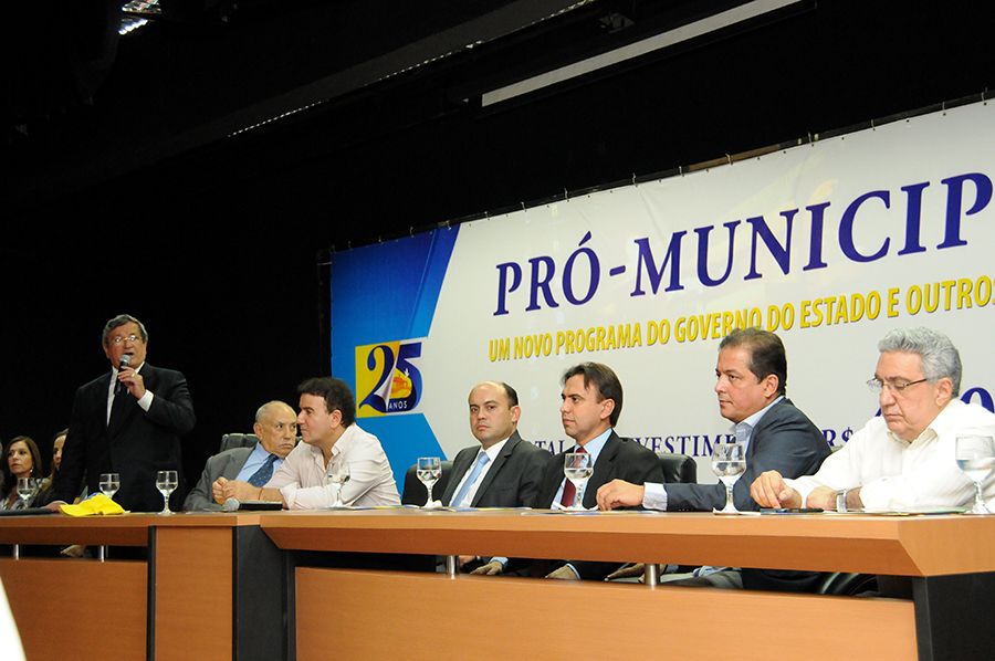 Vice-presidente de Governo do Banco do Brasil, Benito Gama durante pronunciamento