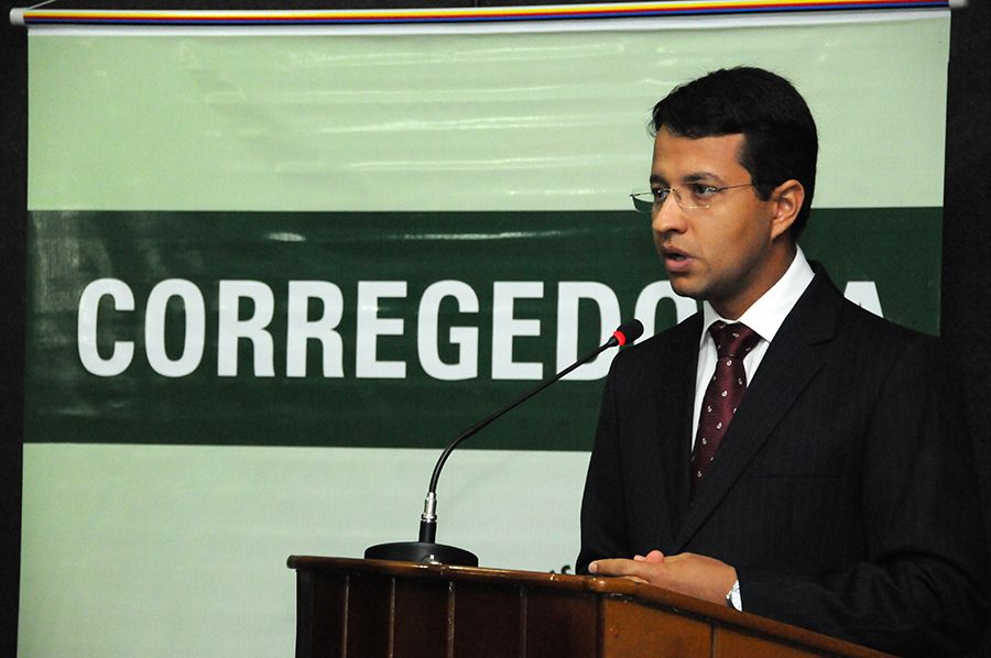 Diretor do Núcleo Regional da Defensoria Pública em Guaraí, defensor público Leonardo Oliveira Coelho durante pronunciamento