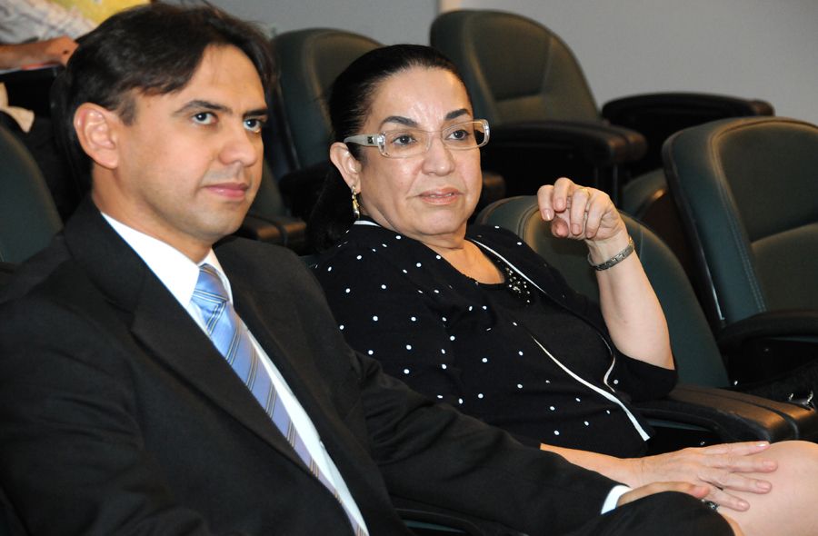 Defensor público geral, Marlon Amorim e a advogada e professora da USP, Giselda Maria Fernandes