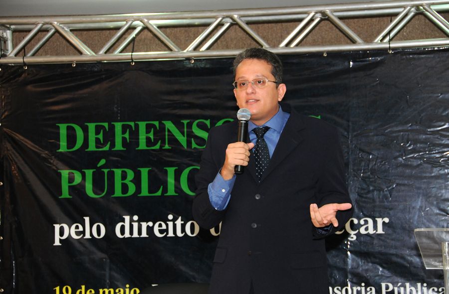 Professor doutor Tarsis Barreto Oliveira