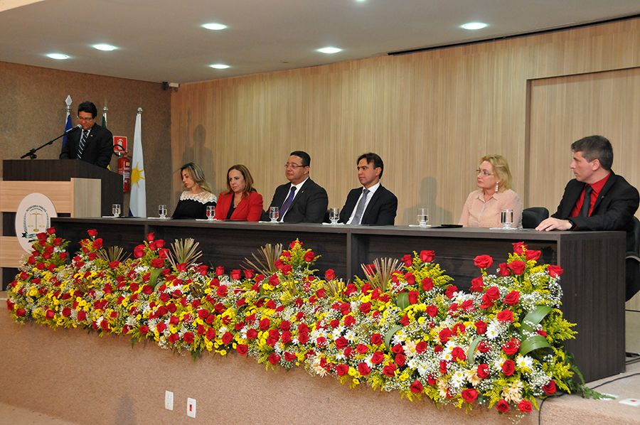 Presidente da Assembleia Legislativa, Osires Damaso, em pronunciamento