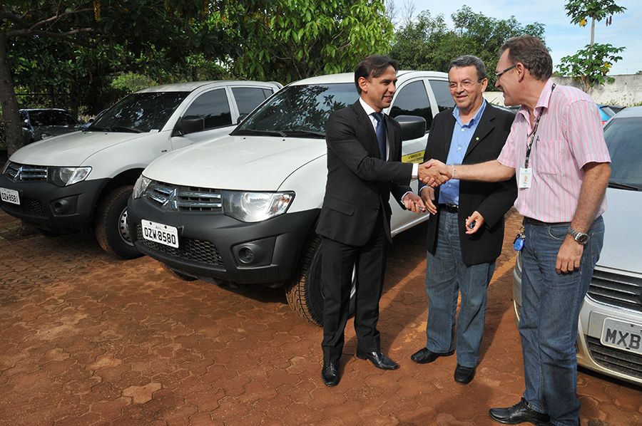 Defensor público geral, Marlon Amorim, superintendente Regional do Incra, Ruberval Gomes da Silva e ouvidor agrário do Incra Rilton Faria