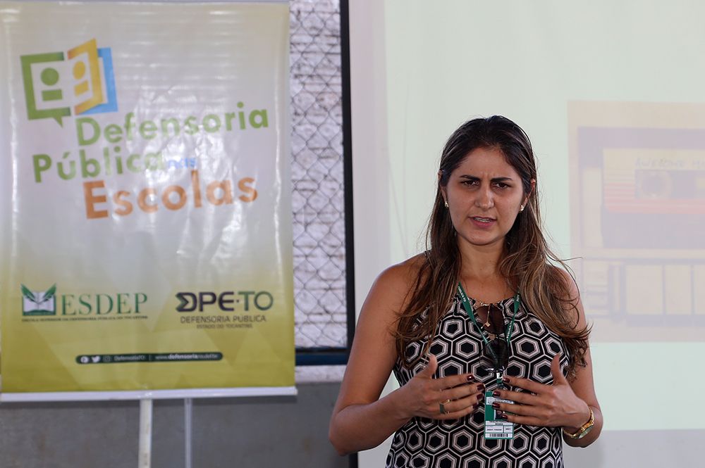 Faraildes é uma das responsáveis pelo projeto Defensoria nas Escolas