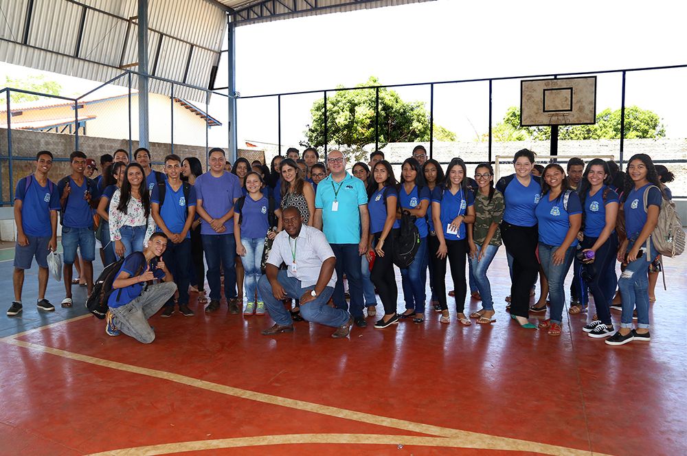 Estudantes da Escola Estadual Beira Rio aprenderam sobre os perigos da dependência química