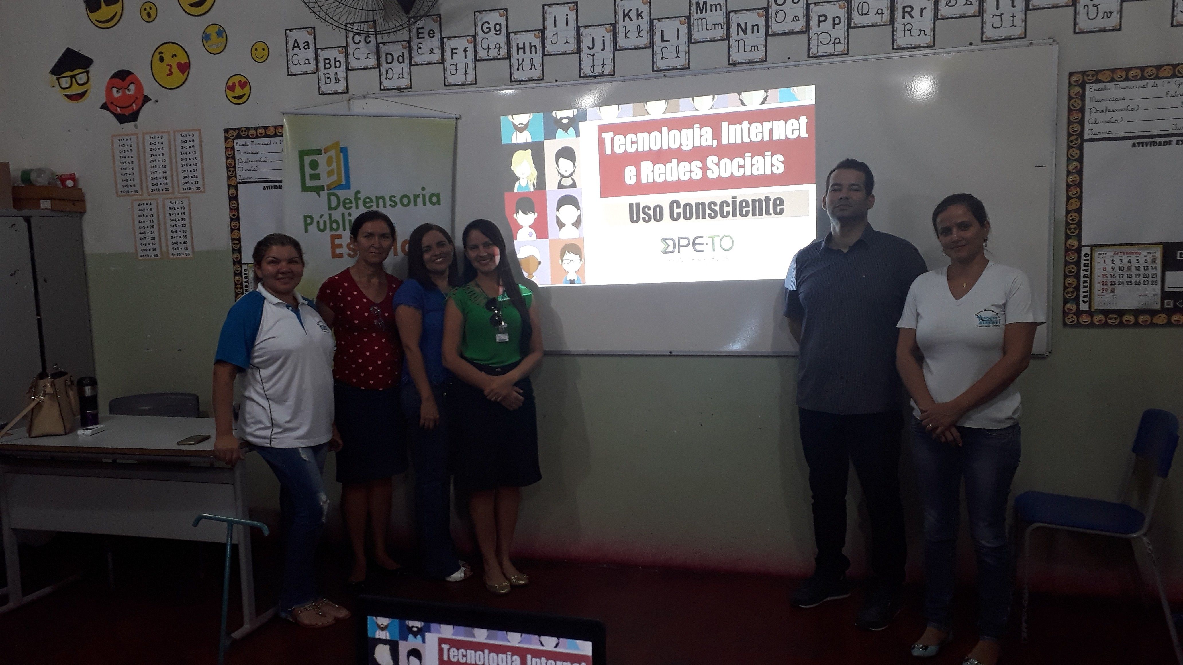 Equipe da DPE de Paraíso do Tocantins durante ação
