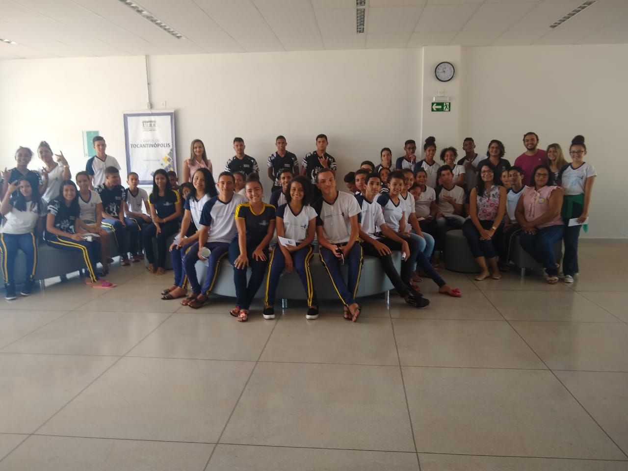 Roda de Conversa com alunos do Colégio Estadual José Carneiro de Brito em Tocantinópolis
