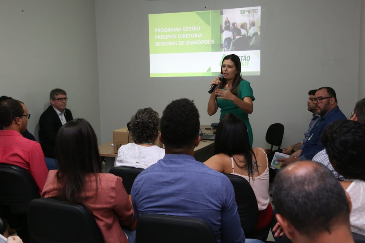 Gestão presente na Regional de Dianópolis
