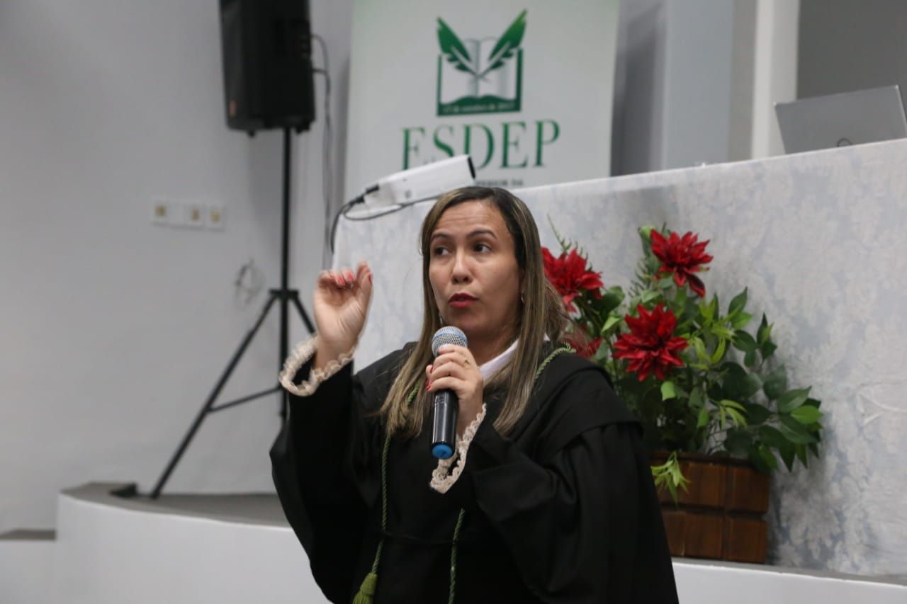 Defensora pública Cristiane Japiassu desmitificou a conceito de que a Defensoria Pública só defende bandido