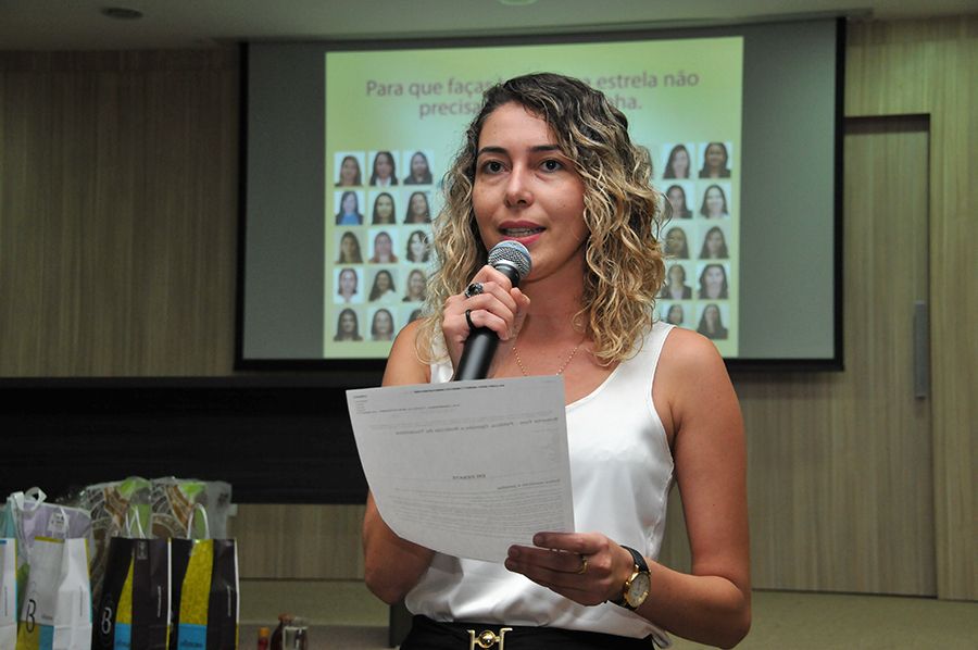 Coordenadora de jornalismo Rose Dayanne