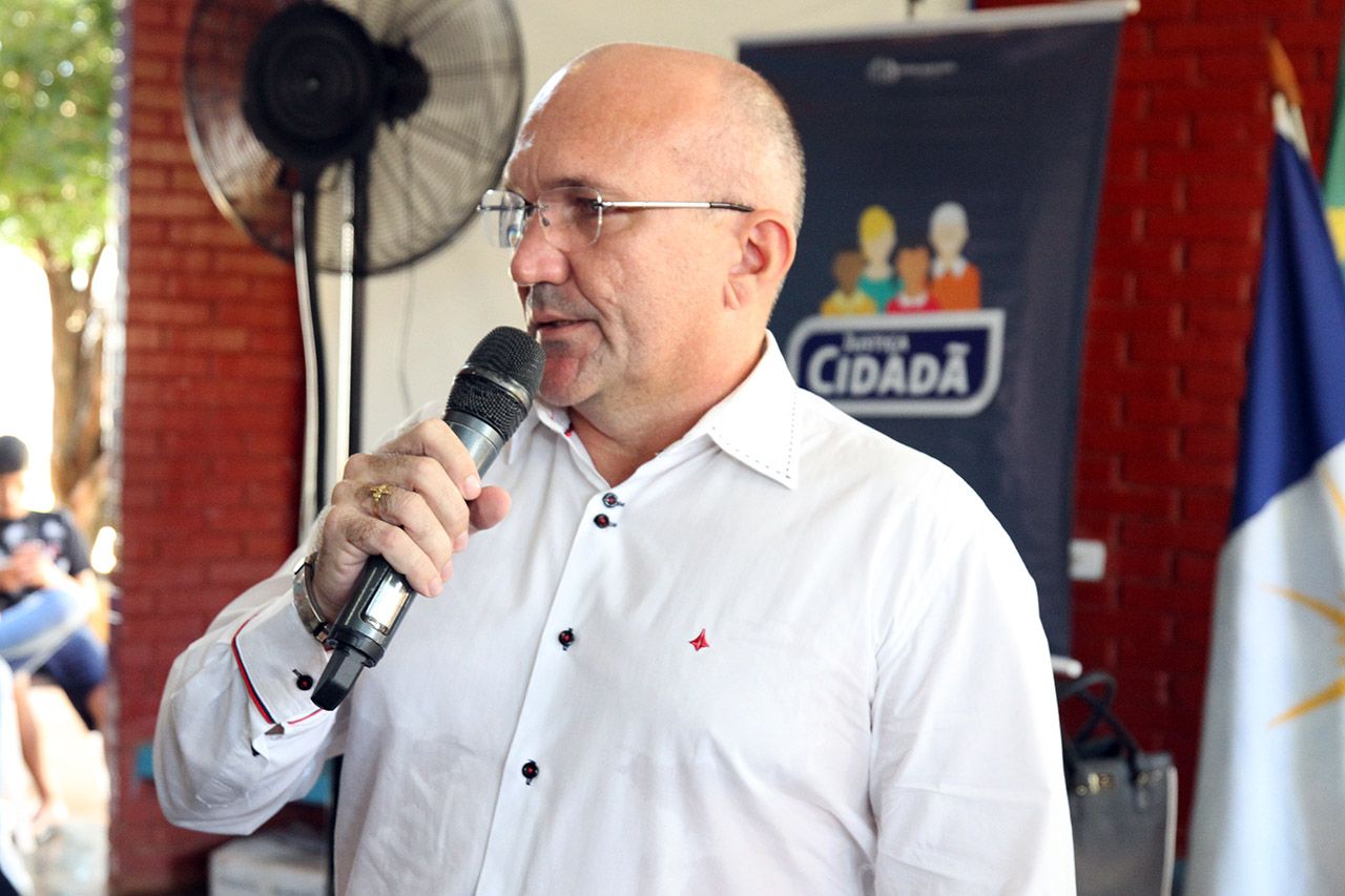 Defensor público Magnus Kelly Lourenço de Medeiros no Justiça Cidadã em Figueirópolis