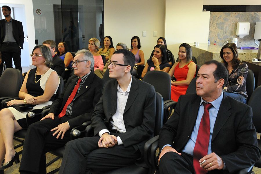 Famíliares do defensor empossado, Membros e Servidores da Defensoria Pública