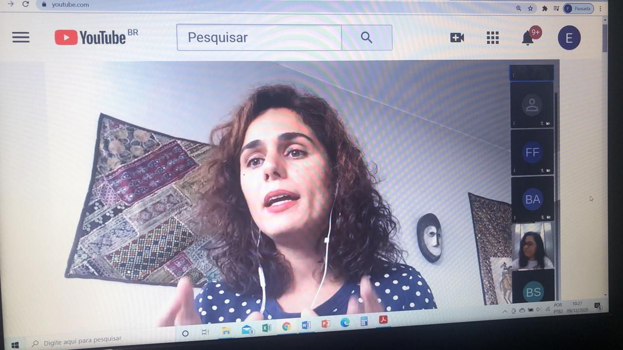 A professora universitária e advogada feminista Mariana Prandini, PHD em Política, também fez uma abordagem histórica sobre a violência obstétrica