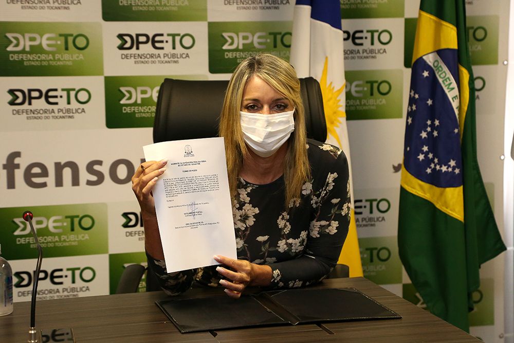 A solenidade foi conduzida pela defensora pública-geral do Tocantins, Estellamaris Postal
