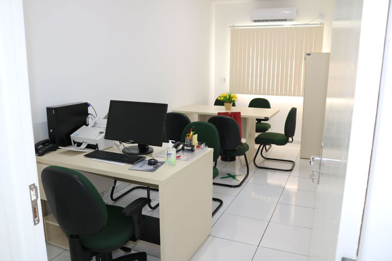 Exemplo de espaço interno em sala de atendimentos em um Econúcleo