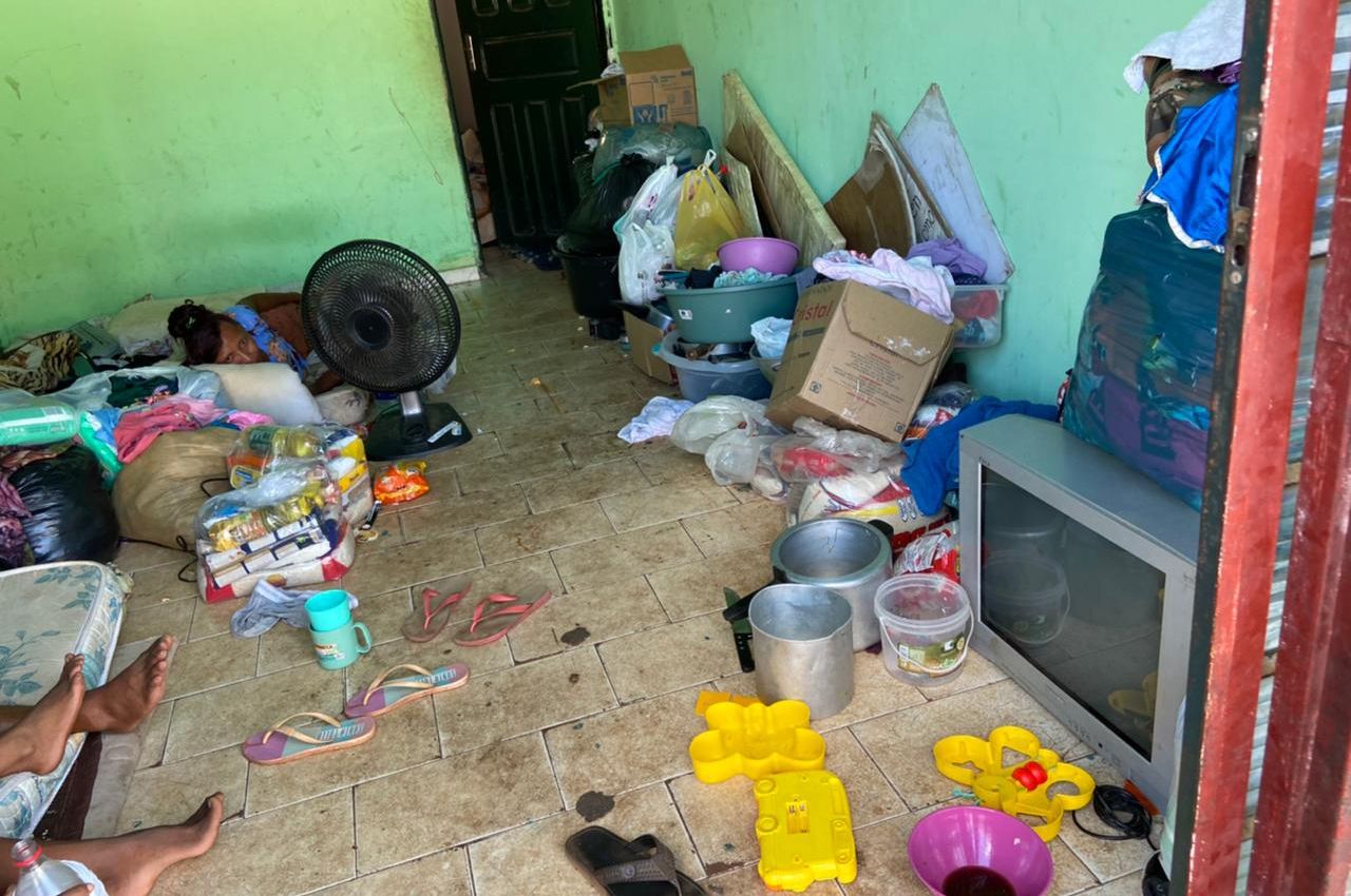 Visita detecta que local está inapropriado para moradia