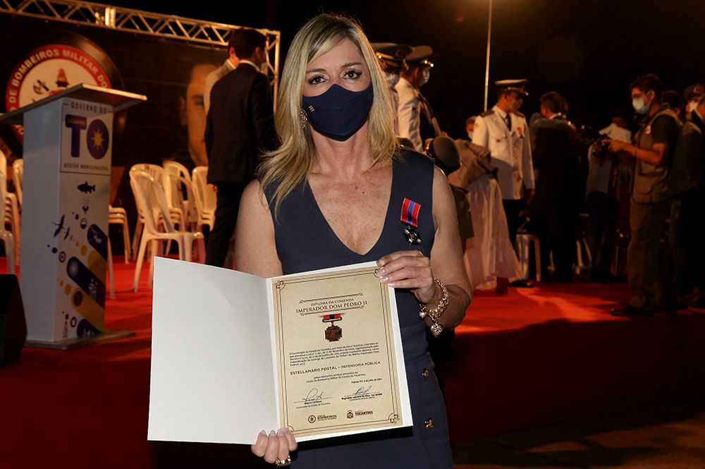 Honraria recebida por Estellamaris é oferecida a autoridades e civis que tenham se destacado em suas funções em prol da sociedade