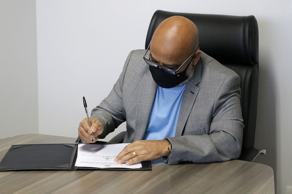 Ronaldo Ruela, defensor público da Classe Especial, fica na função no biênio 2021/2022