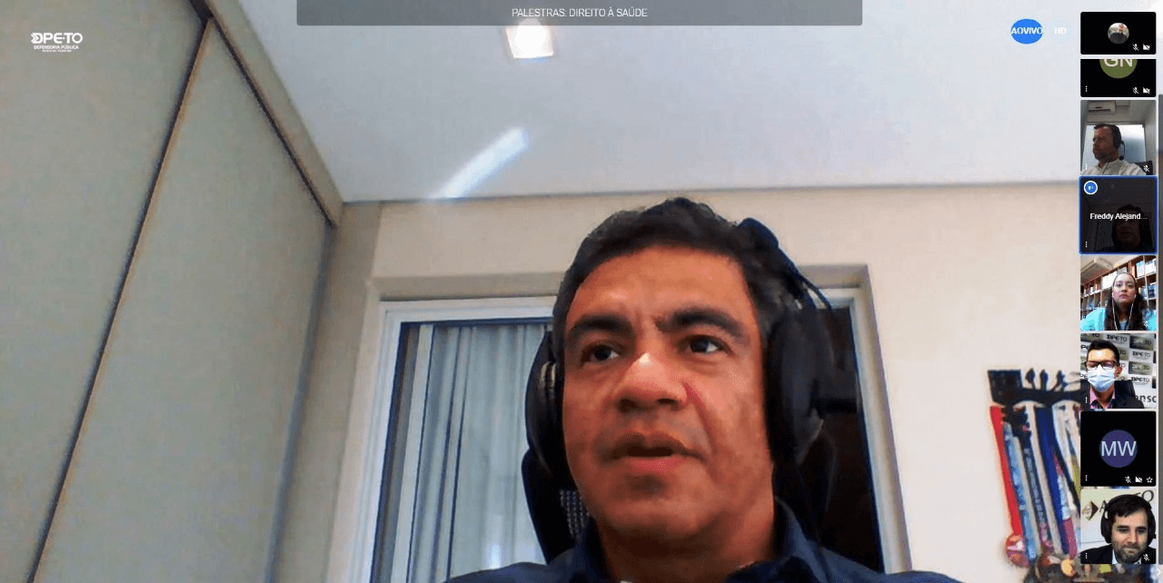 Defensor público Freddy Alejandro Solórzano Antunes mediou a oficina