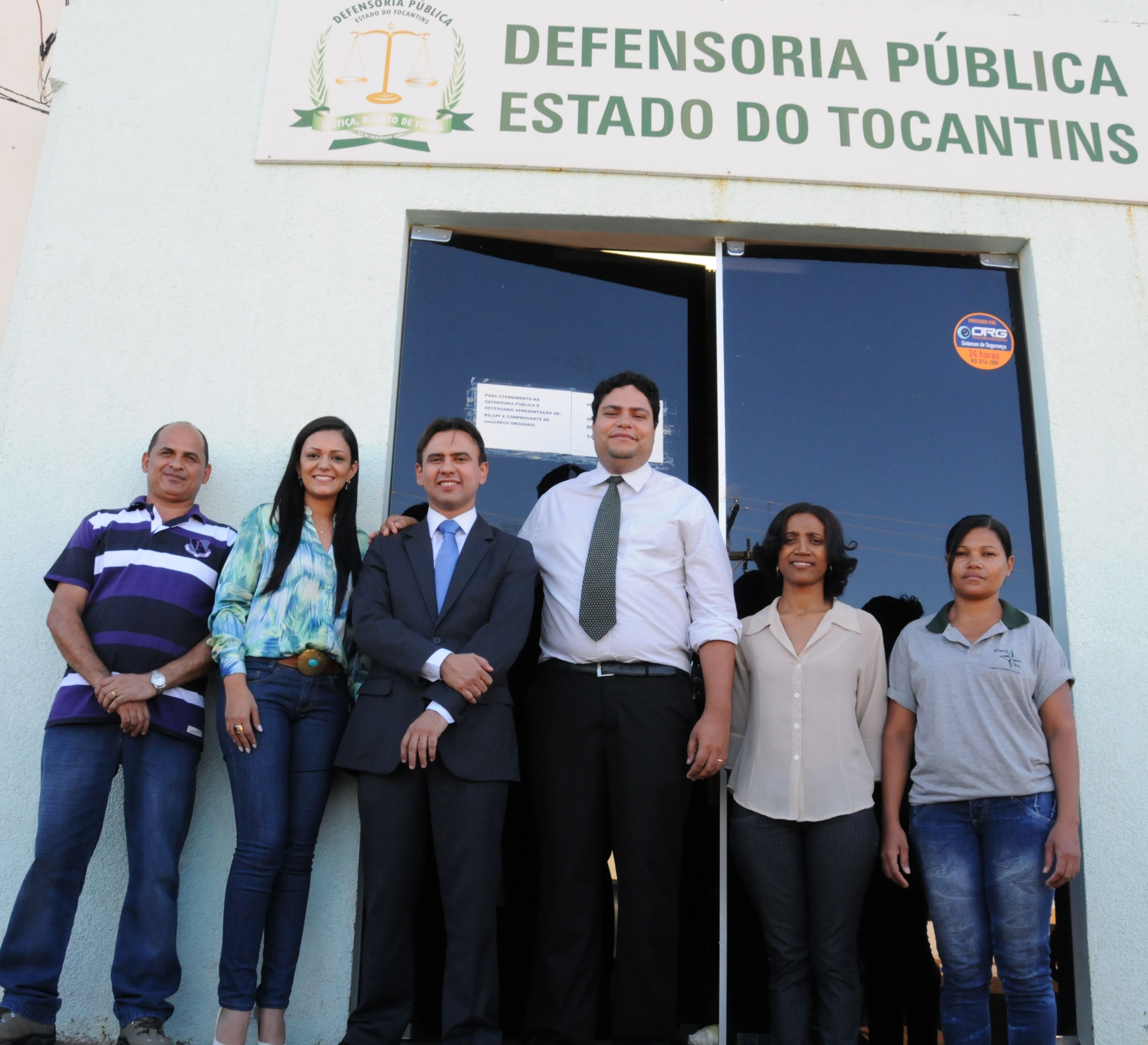 Defensor público geral, Marlon Amorim com servidores da Defensoria Pública de Almas