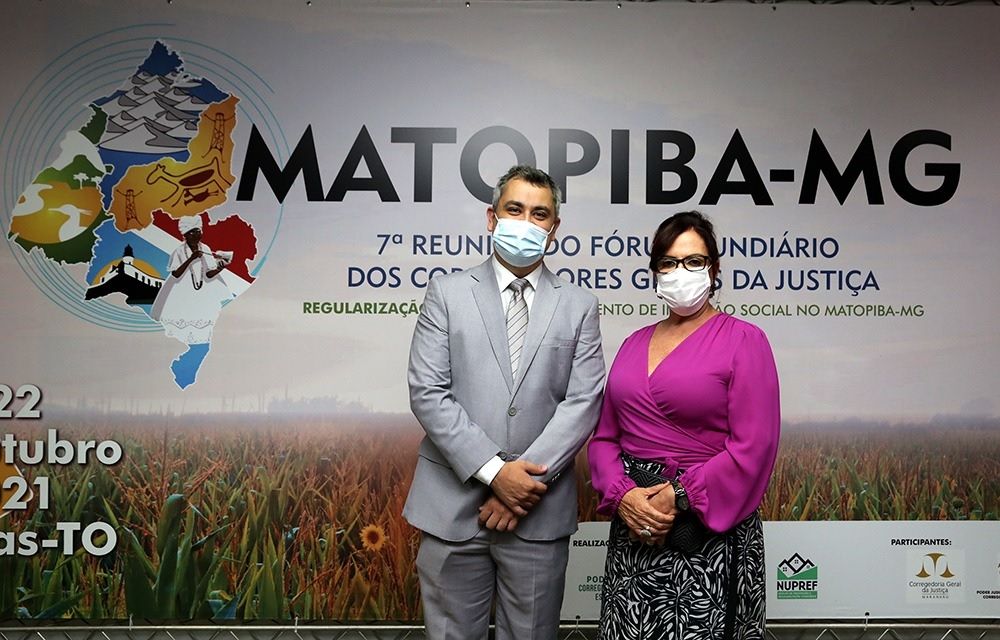 O subdefensor público-geral Pedro Alexandre e corregedora-geral do Tocantins desembargadora Etelvina Maria Sampaio