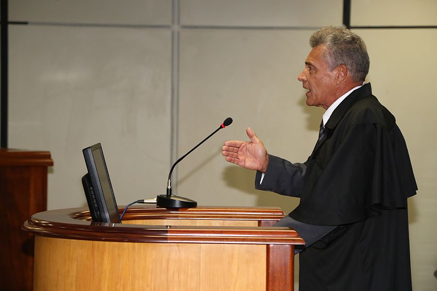 Defensor publico Valdeon Batista Pitaluga durante a Sustentação Oral de assistido da Defensoria Pública
