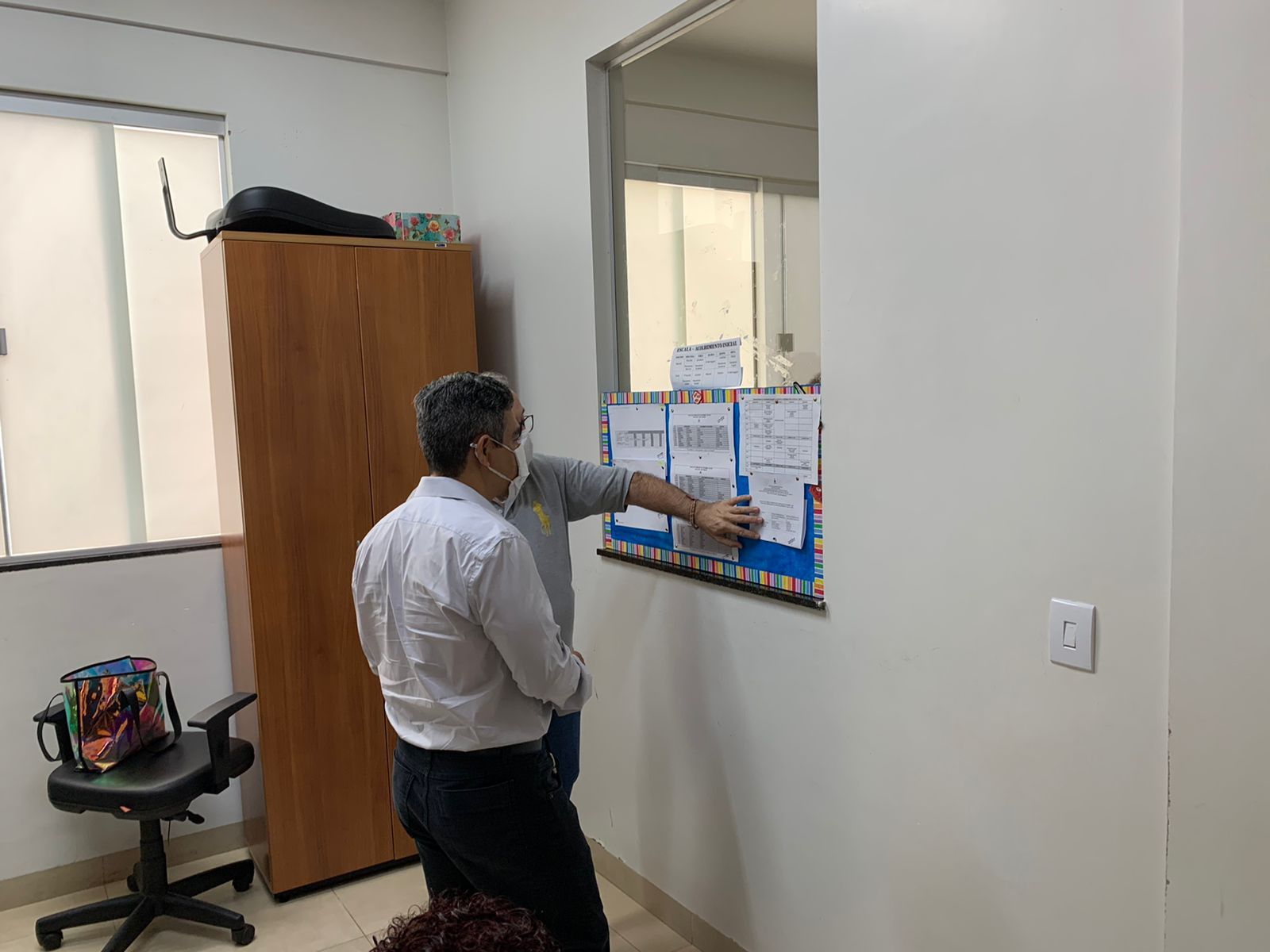 Defensor público se informou sobre o funcionamento das escalas dos servidores