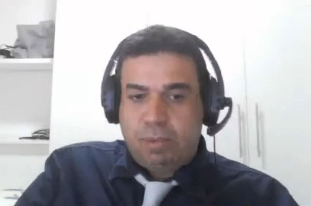 Marcelo Werneck de Souza Saraiva mediou o painel "Biblioteca cidadã: pela busca da construção do comum"