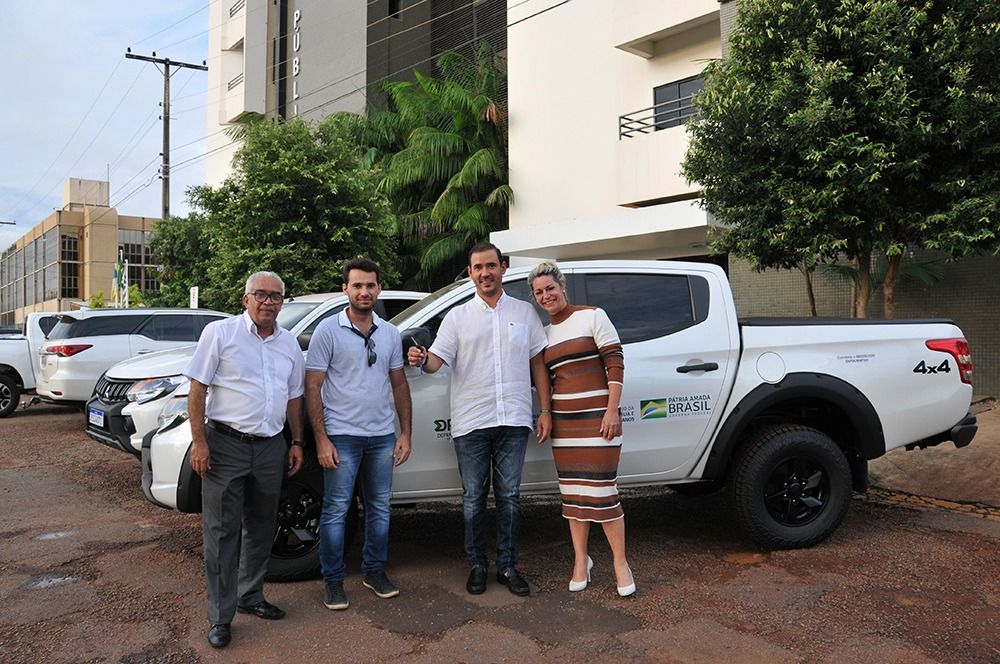Veículo será utilizado para atuação itinerante da Defensoria Pública