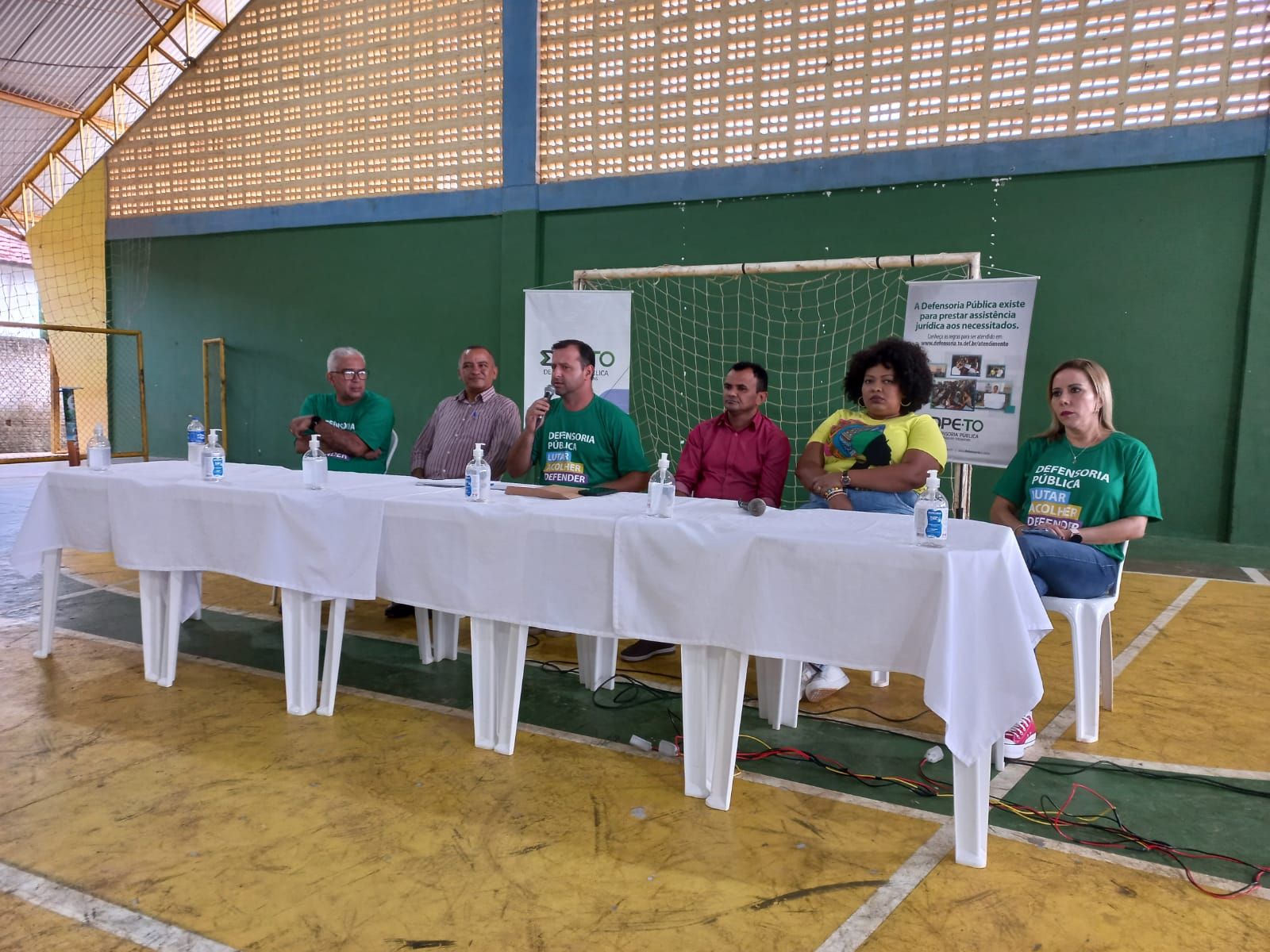 Gestores municipais, líderes de comunidades quilombolas e moradores(as) da região participaram de encontro