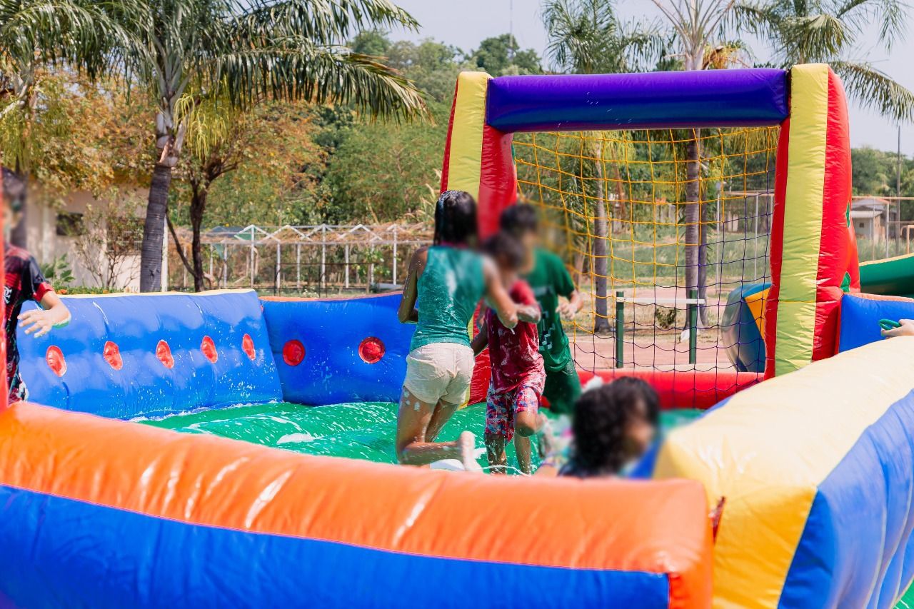 Foram disponibilizados brinquedos para todas as faixas etárias
