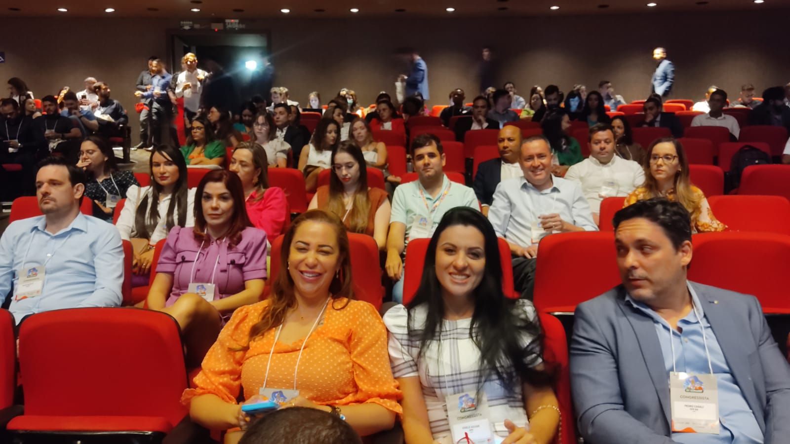Defensoras e defensores públicos durante programação científica do Conadep 2022