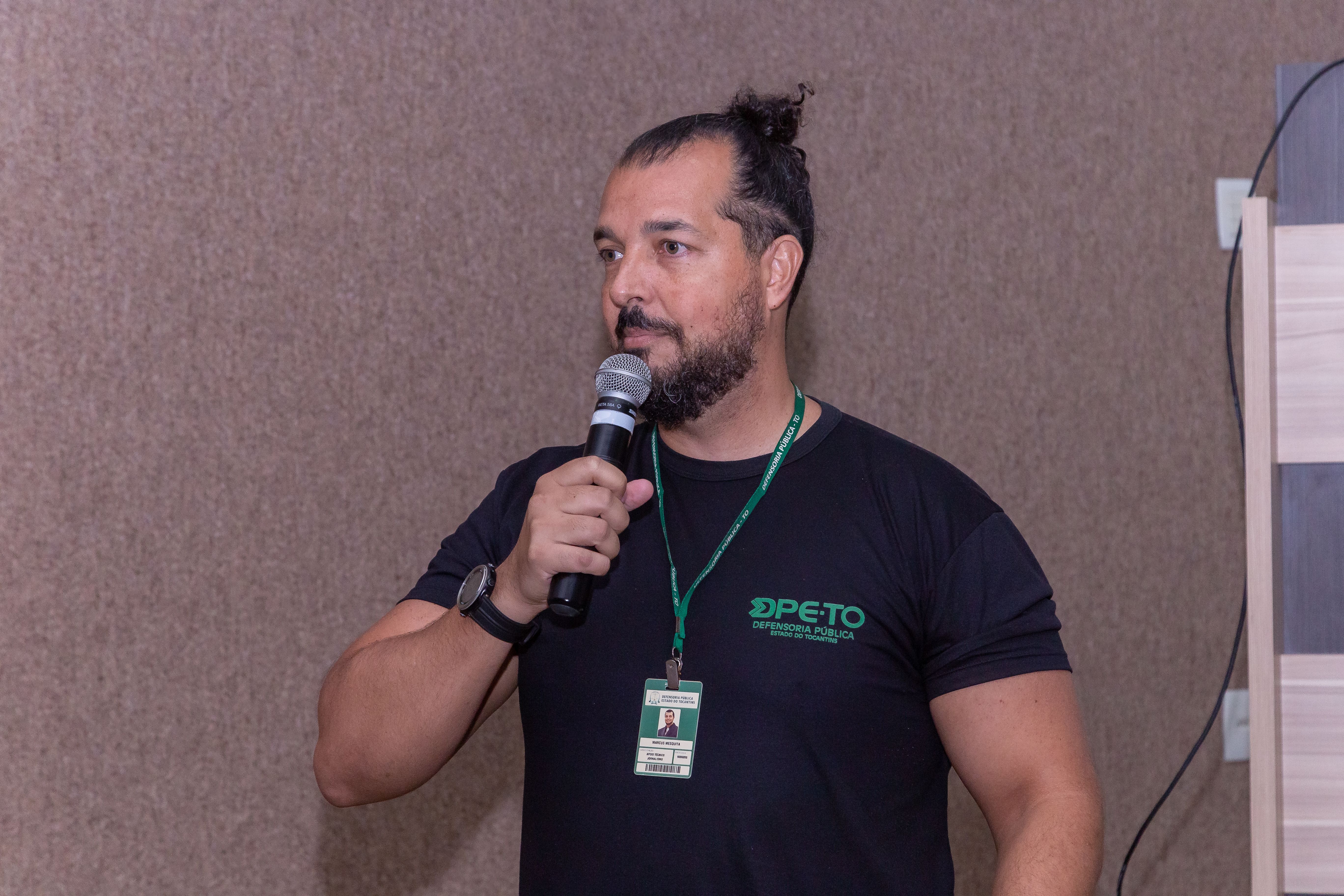 Jornalista da DPE-TO Marcus Mesquita – fez parte da Comissão Julgadora que selecionou os poemas do e-Book