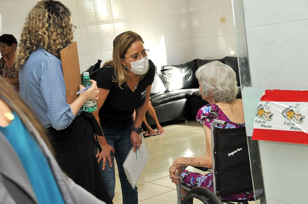Vistoria observou as condições estruturais e de atendimento do local