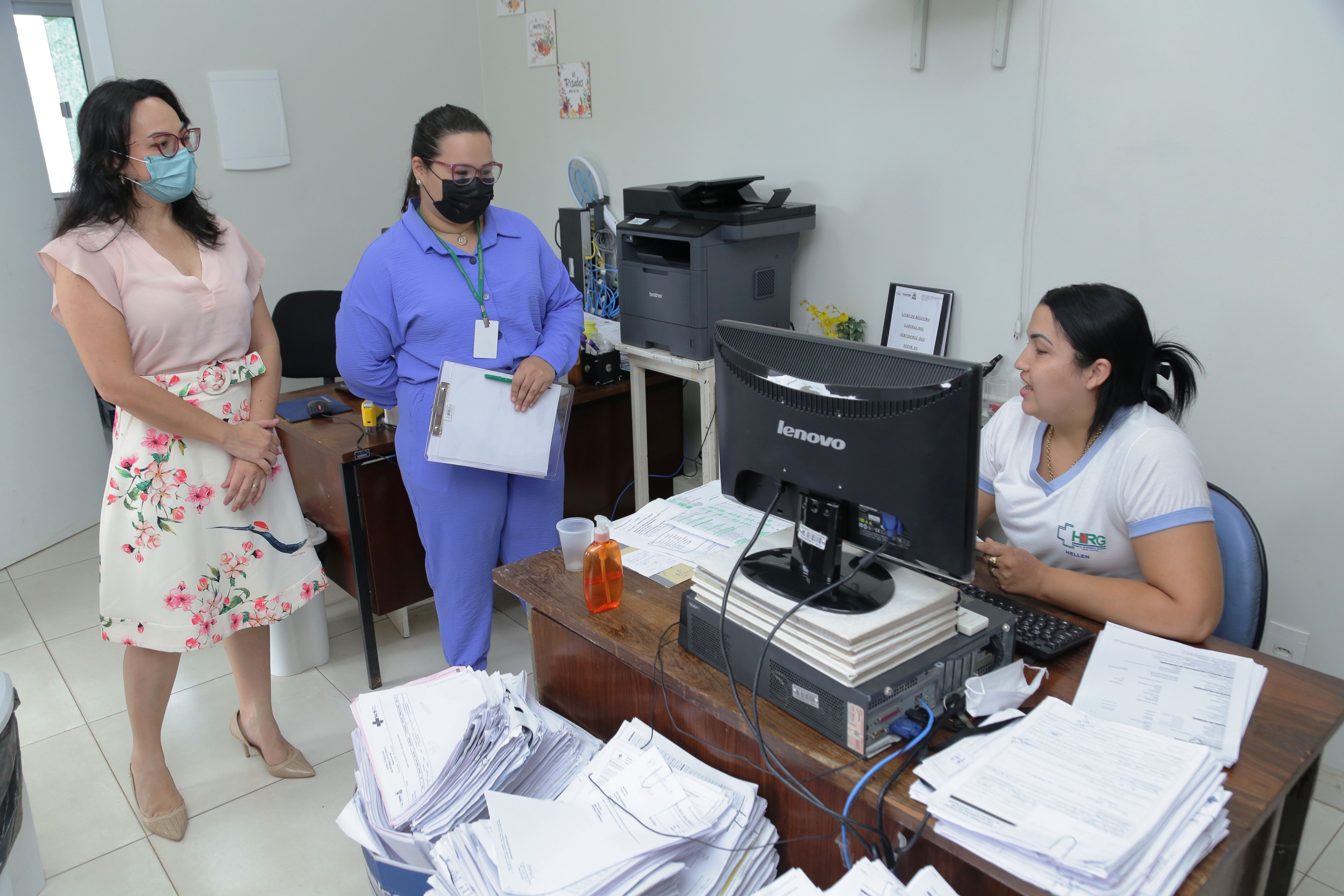 Profissionais do hospital deram informações sobre a prestação de serviços na unidade