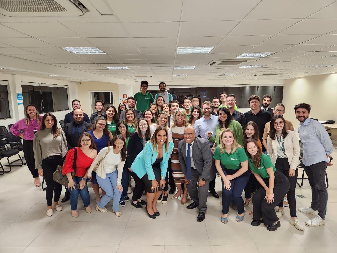 Estellamaris Postal com os participantes do curso