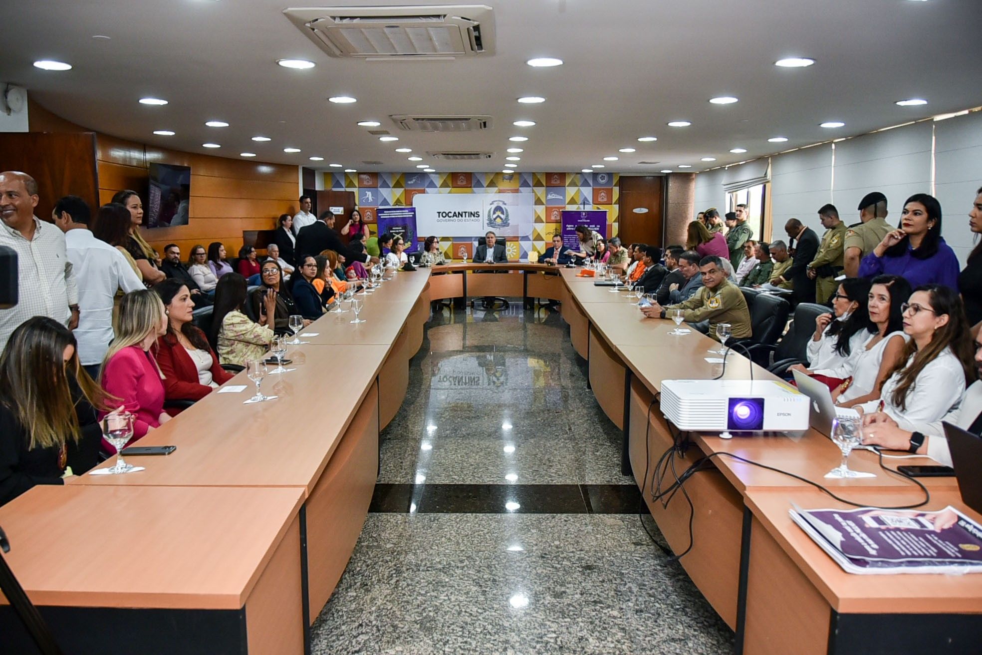 Evento foi realizado na Sala de Reuniões do Palácio Araguaia, em Palmas