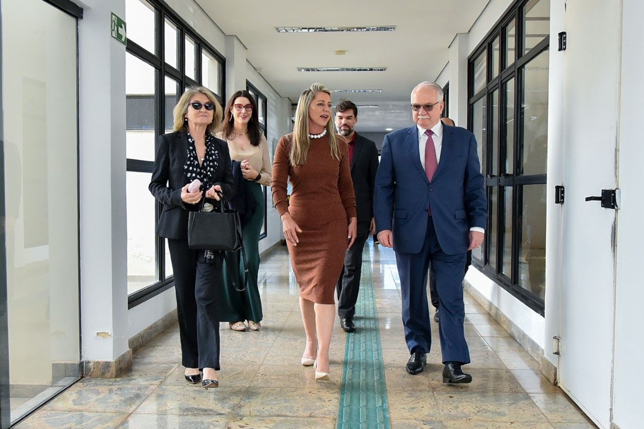 De passagem por Palmas em agenda institucional, Fachin fez questão de conhecer de perto a Defensoria Pública