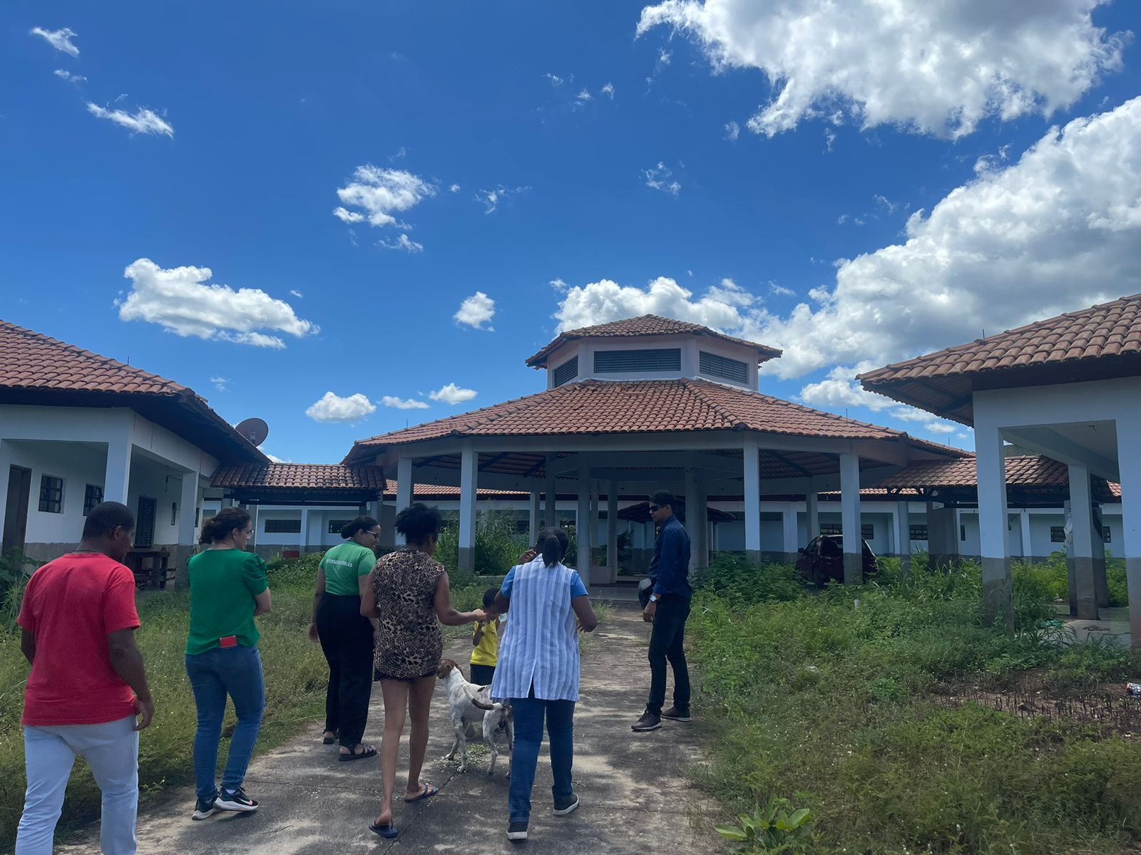 Com obra parada, escola na Região do Núcleo Matas, segundo os quilombolas, se estivesse concluída, atenderia toda a demanda escolar da comunidade