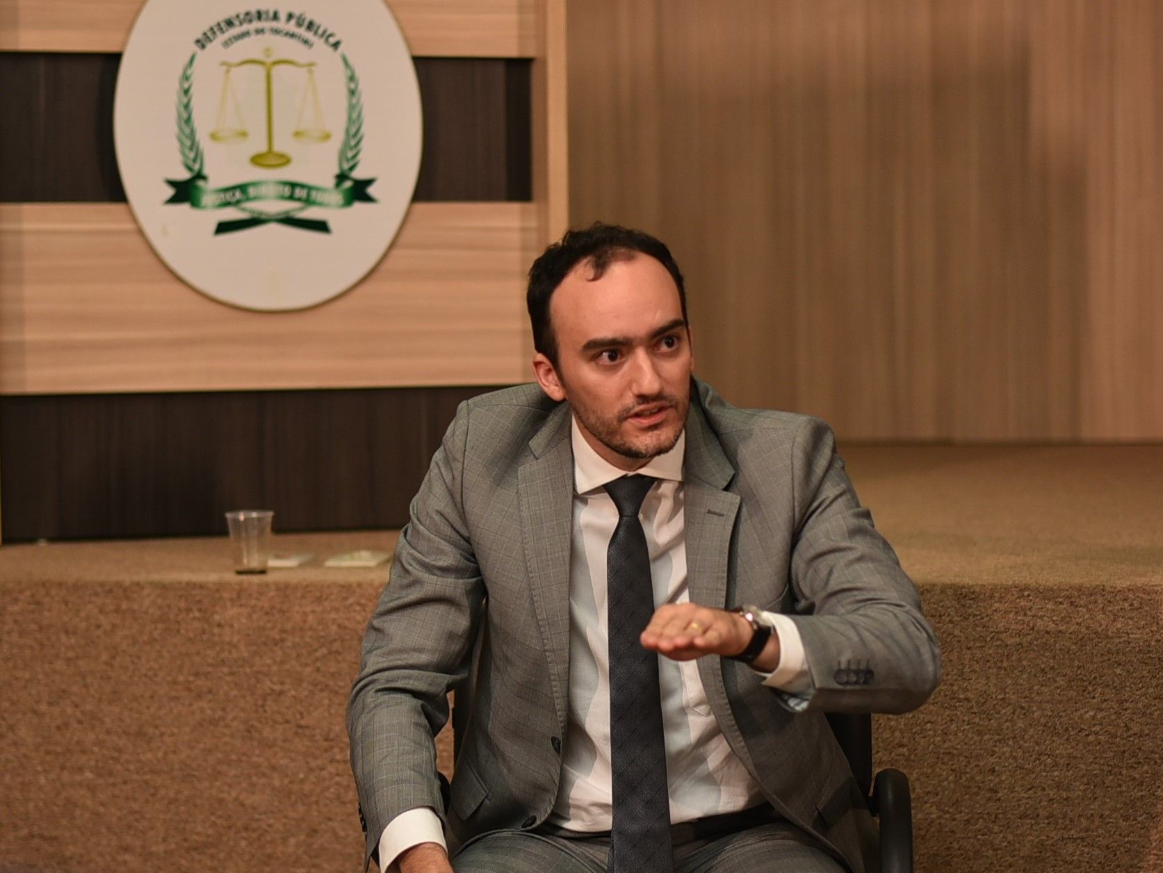 Diretor do Núcleo Regional da DPE-TO de Araguaína, defensor público Felipe Lopes Barboza Cury