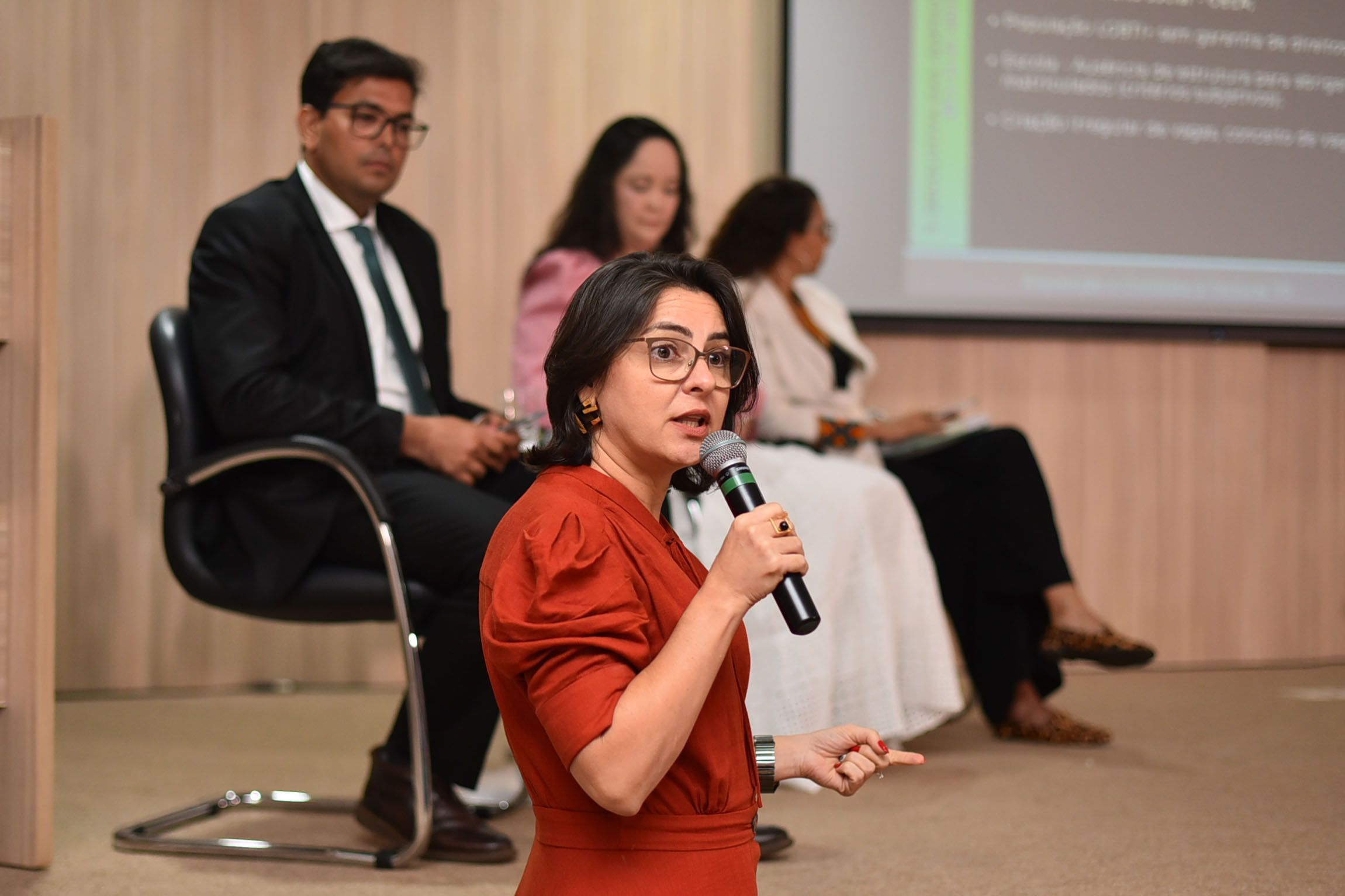 Susan Cordeiro - Professora Universitária e Especialista em Arquitetura Penal
