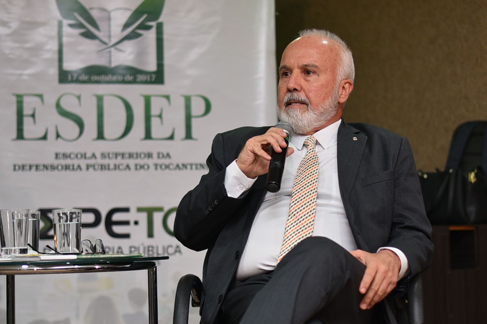 Carlos Alberto Vilhena, lembrou que pena de morte, sentenças de caráter perpétuo, trabalho forçado e outras práticas de tortura são proibidas