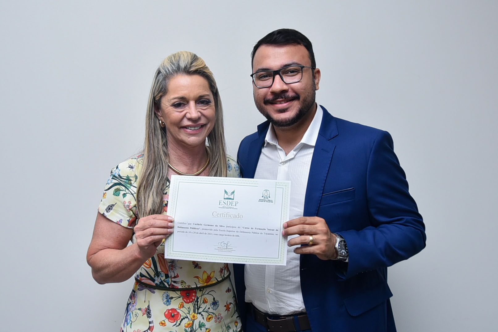 Carlucio Germano da Silva e Estellamaris Postal